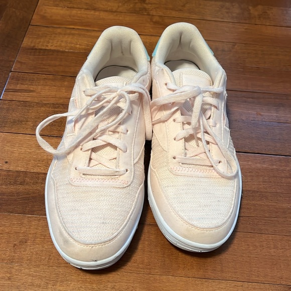 Peach Reebok Sneakers, Sz 9 - Picture 2 of 6